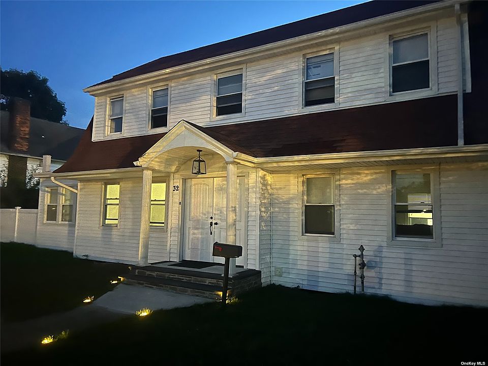 1st image of 90 Nassau Pl Floor 1