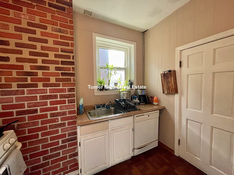 71 S Huntington Ave #3A — Photo 22