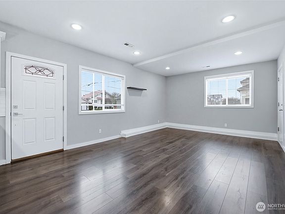 3rd image of 1234 Lincoln Avenue #B