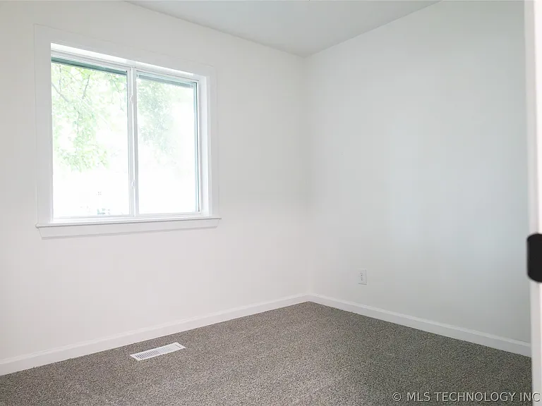 909 W El Paso Pl — Photo 12