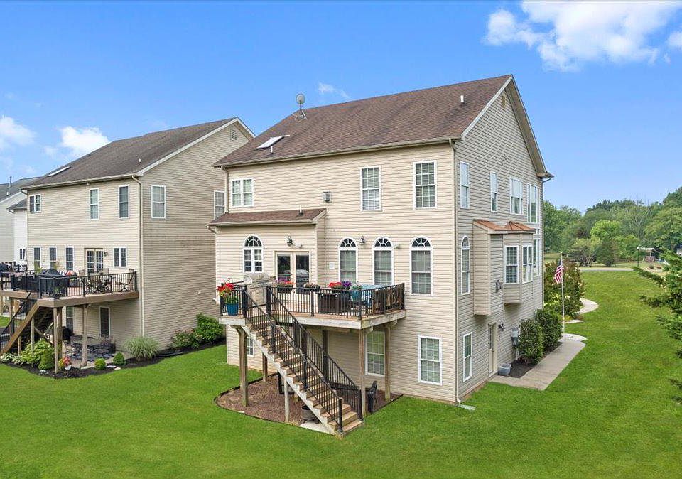 2nd image of 1 Fallston View Ct