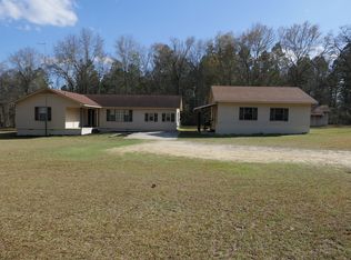21 Taylor Rd, Hazlehurst, GA 31539