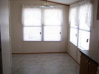 4th image of 6904 Breezy Hill Dr
