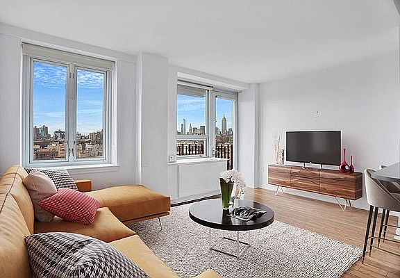 4th image of 101 Avenue D APT 9G