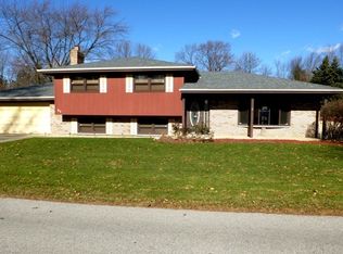 27 Lombardy Ln, Oswego, IL 60543