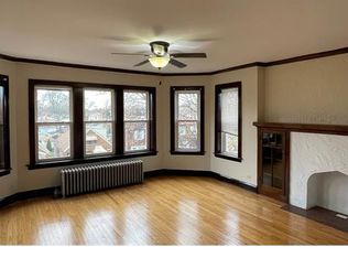 610 E 103rd Pl APT 3, Chicago, IL 60628