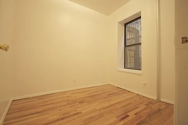 Rented by Citi Habitats | media 25