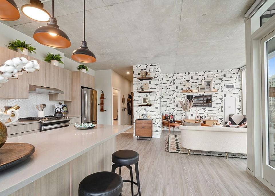 1st image of 1502 Sherman Ave #1825