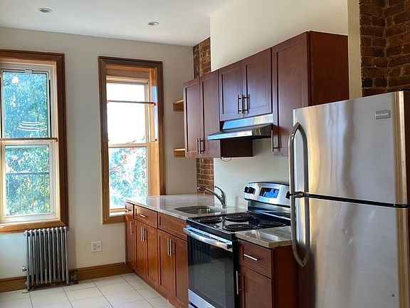 2nd image of 766 Mac Donough St #3R