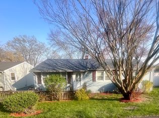 8 Tetlow St, West Haven, CT 06516