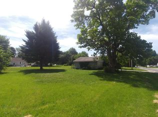 311 4th Ave, Matherville, IL 61263