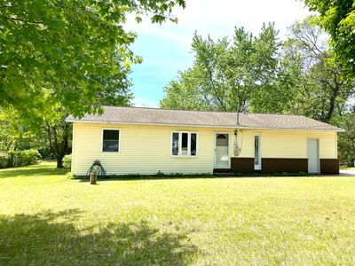 681 W Michigan Rd, Twin Lake, MI, 49457