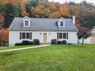2012 Glendale Rd, Pittston, PA 18640