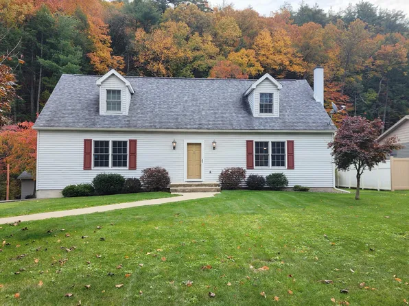 2012 Glendale Rd, Pittston, PA 18640