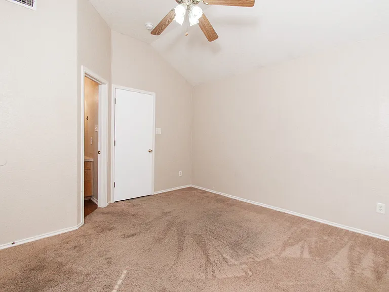 4408 Deek Dr #D — Photo 10