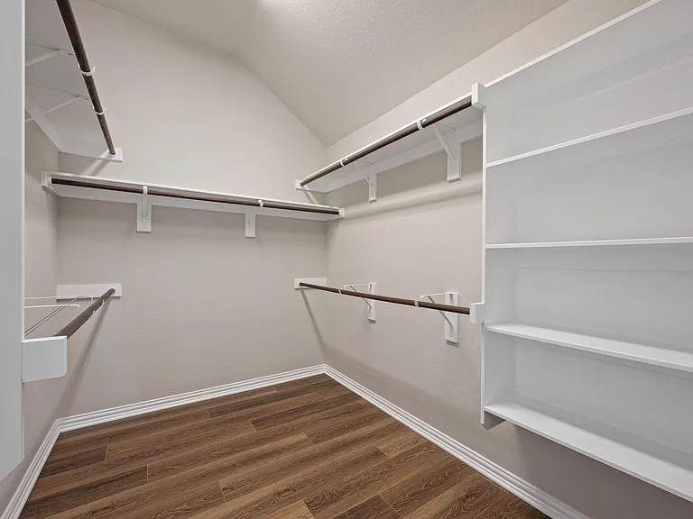 717 N Emory Cv — Photo 14