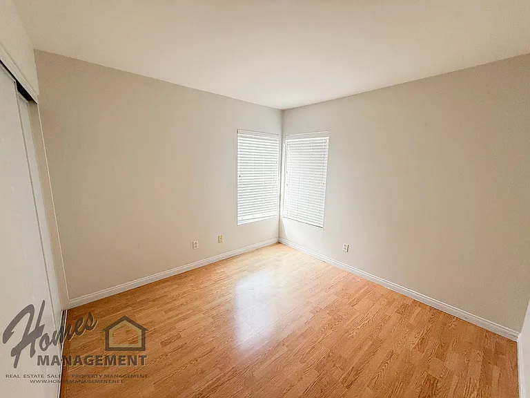 6890 Camino De Amigos — Photo 18