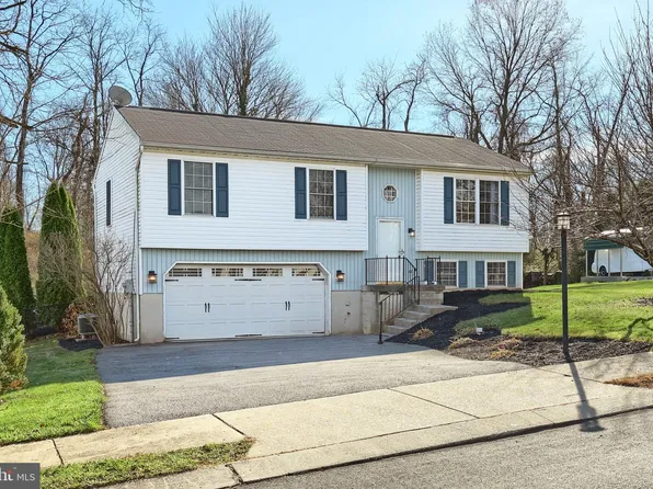90 Ivy Dr, Manchester, PA 17345