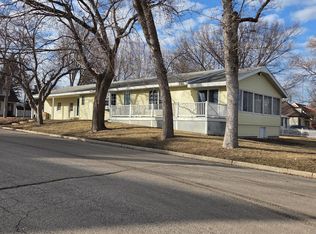 121 W Rowena St, Ivanhoe, MN 56142