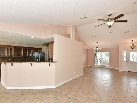 3rd image of 7653 Wood Stream Dr