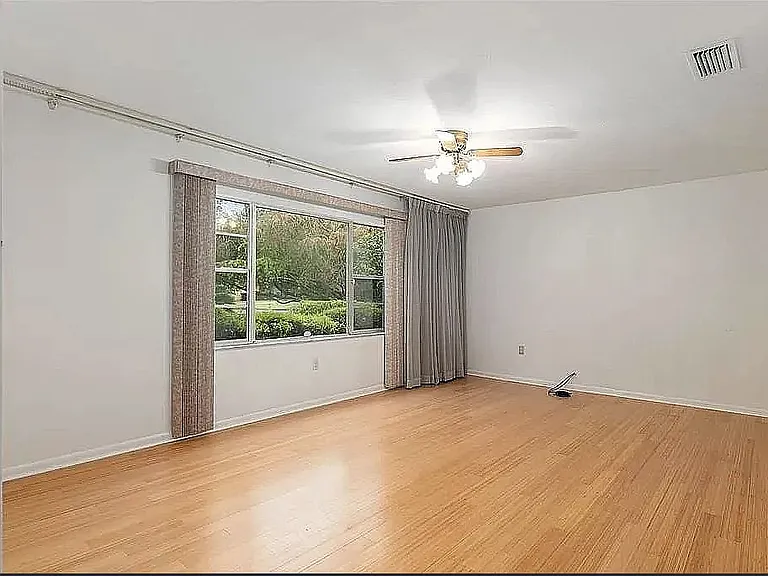 4510 NW 31st Ave — Photo 13