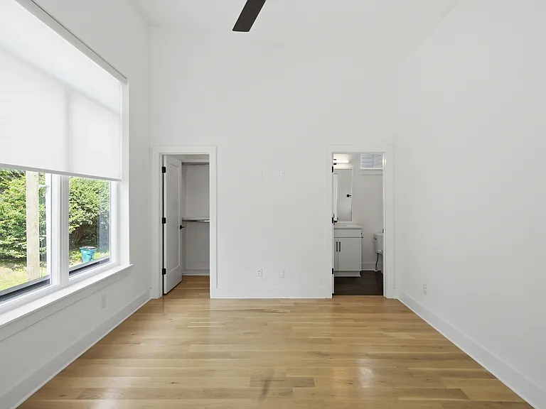 Guest suite on second floor