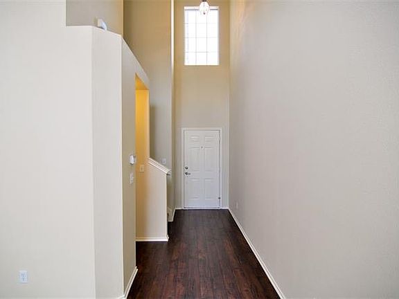 5th image of 3256 Tarrant Ln