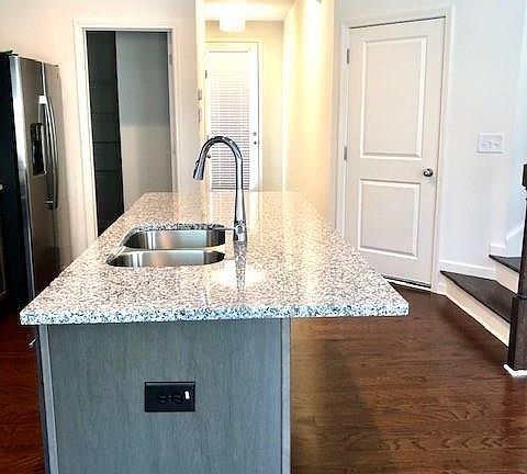 4th image of 5272 Mill Way