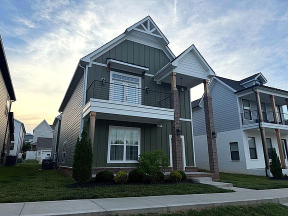 3rd image of 164 Luther St