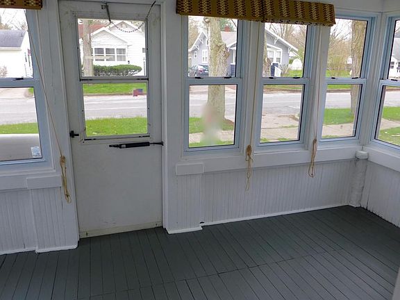 2nd image of 508 S Lincoln Ave