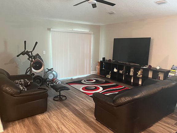 3rd image of 8132 Windmill Way