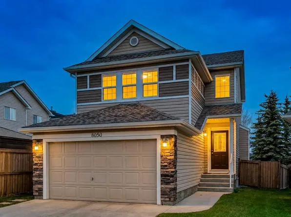 8050 S Cougar Ridge Ave SW, Calgary, AB T3H 5S5