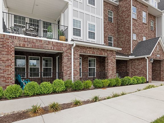 3rd image of 3000 Vintage Green Ln #3103