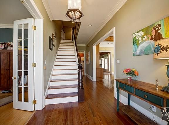 5th image of 183 Appletree Dr