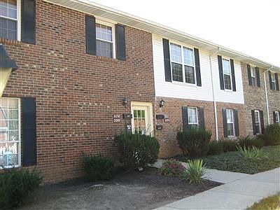 1st image of 2040 Sunset Dr #J-44