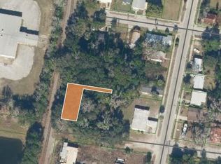 Dunham St, Palatka, FL 32177