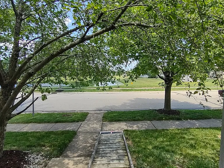 Belfry Dr — Photo 33