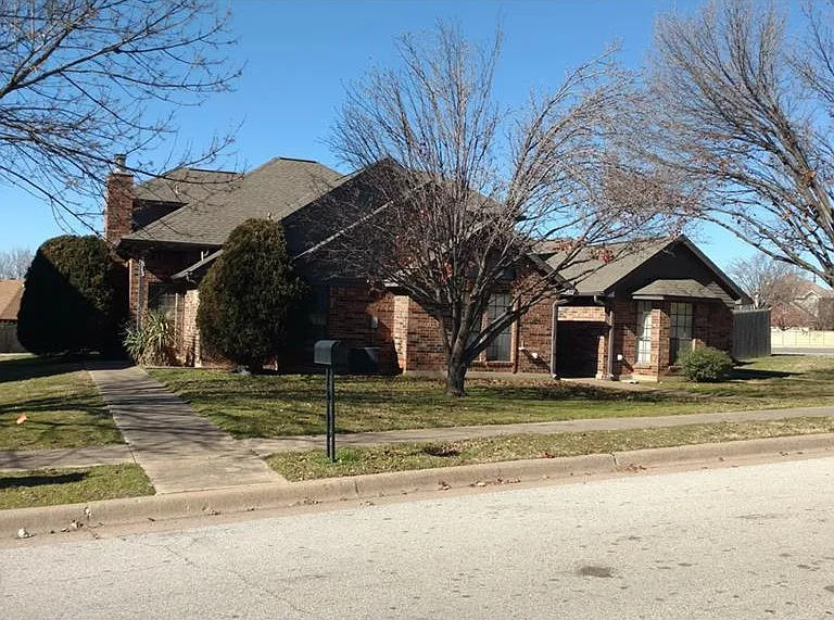 2821 Shady Grove Dr — Photo 21