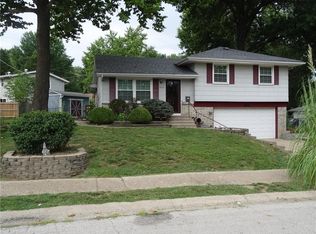16624 E 32nd St S, Independence, MO 64055
