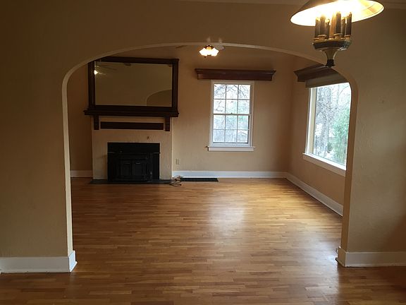 dining room to living room