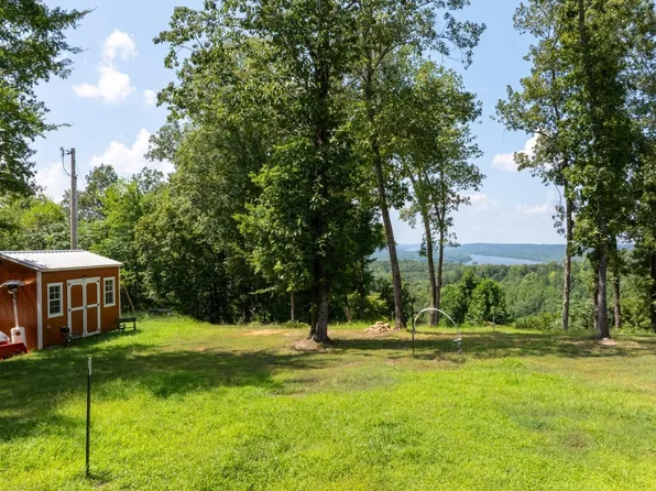 3202 Old Lego School Rd, Linden, TN 37096