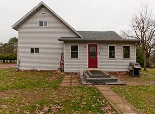 1017 2nd St, Spooner, WI 54801