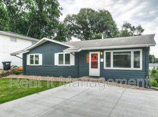 5415 Poppleton Ave, Omaha, NE 68106