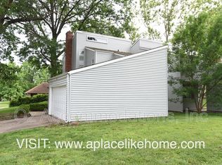 1617 E 97th St, Kansas City, MO 64131