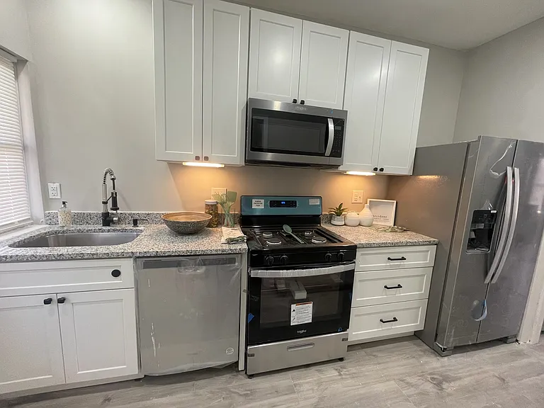 6204 Rosa Parks Blvd — Photo 6