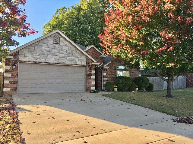 1st image of 2621 Brush Creek Dr