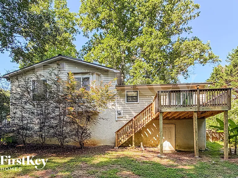 103 Walnut Way — Photo 17