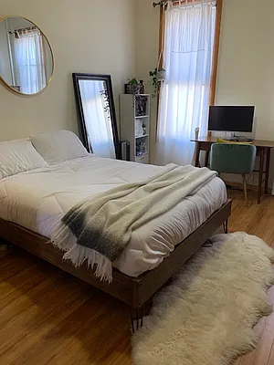 Rented by Greenpoint Properties | media 2