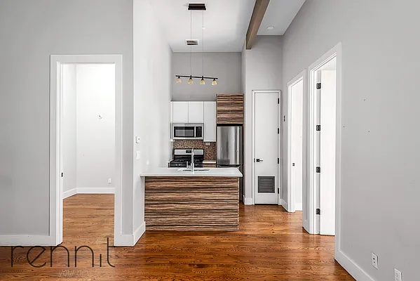 Rented by Rennit Inc. | media 2