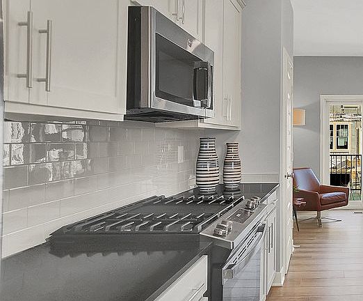 6th image of this home
